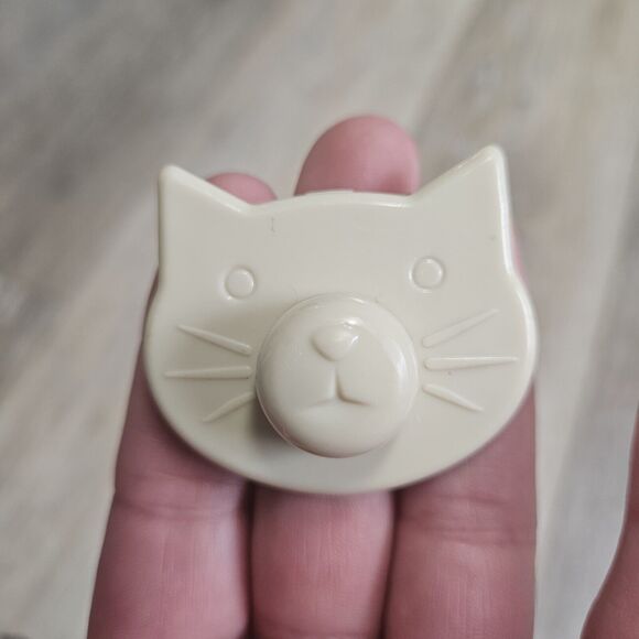 B. Toys Replacement Cat Magnet LapTrec Drawing Erase Board Lap Pillow 4 Animal - Picture 2 of 4